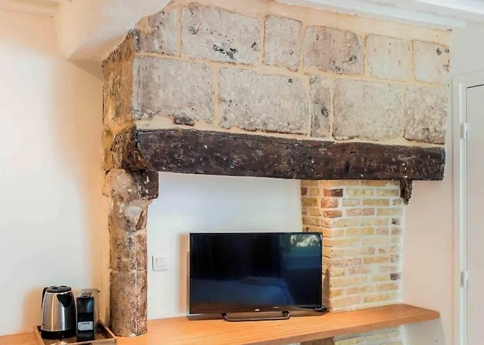 La Maison Des Arts Penzion 3*