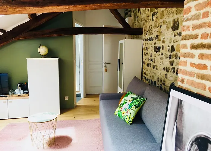 בית הארחה La Maison Des Arts הונפלר